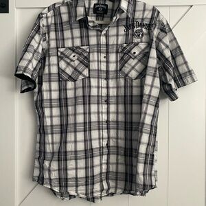 Men’s Jack Daniel’s short skeeve shirt
